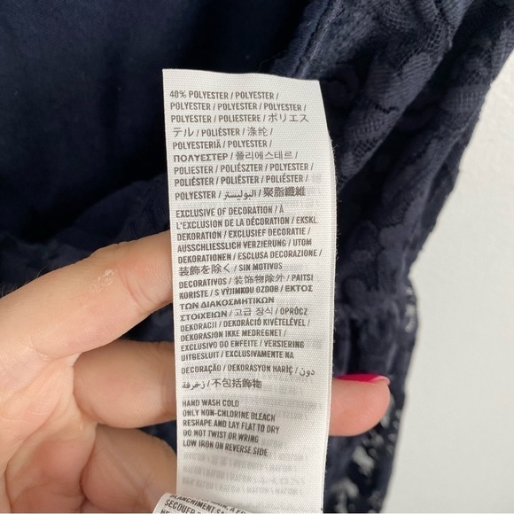 HOLLISTER Lace Strapless Tube Short Dress in Navy Blue • S Small - Picture 9 of 10